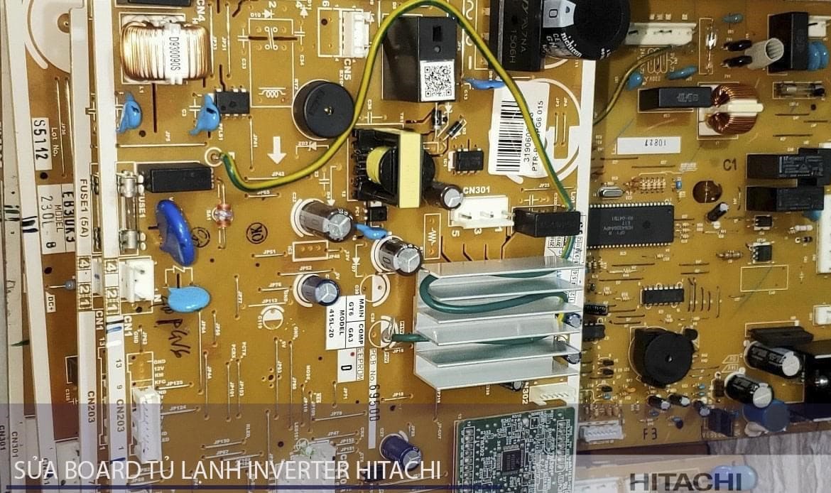 Sửa tủ lạnh Hitachi Inverter lỗi board mạch, nháy đèn báo lỗi