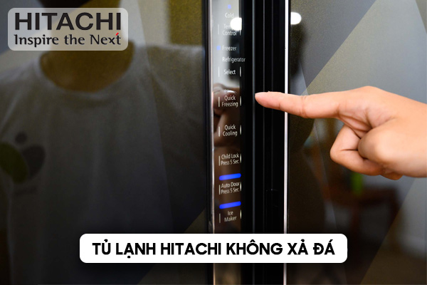 Sửa tủ lạnh Hitachi Inverter lỗi xả đá, đóng băng tuyết dày đặc